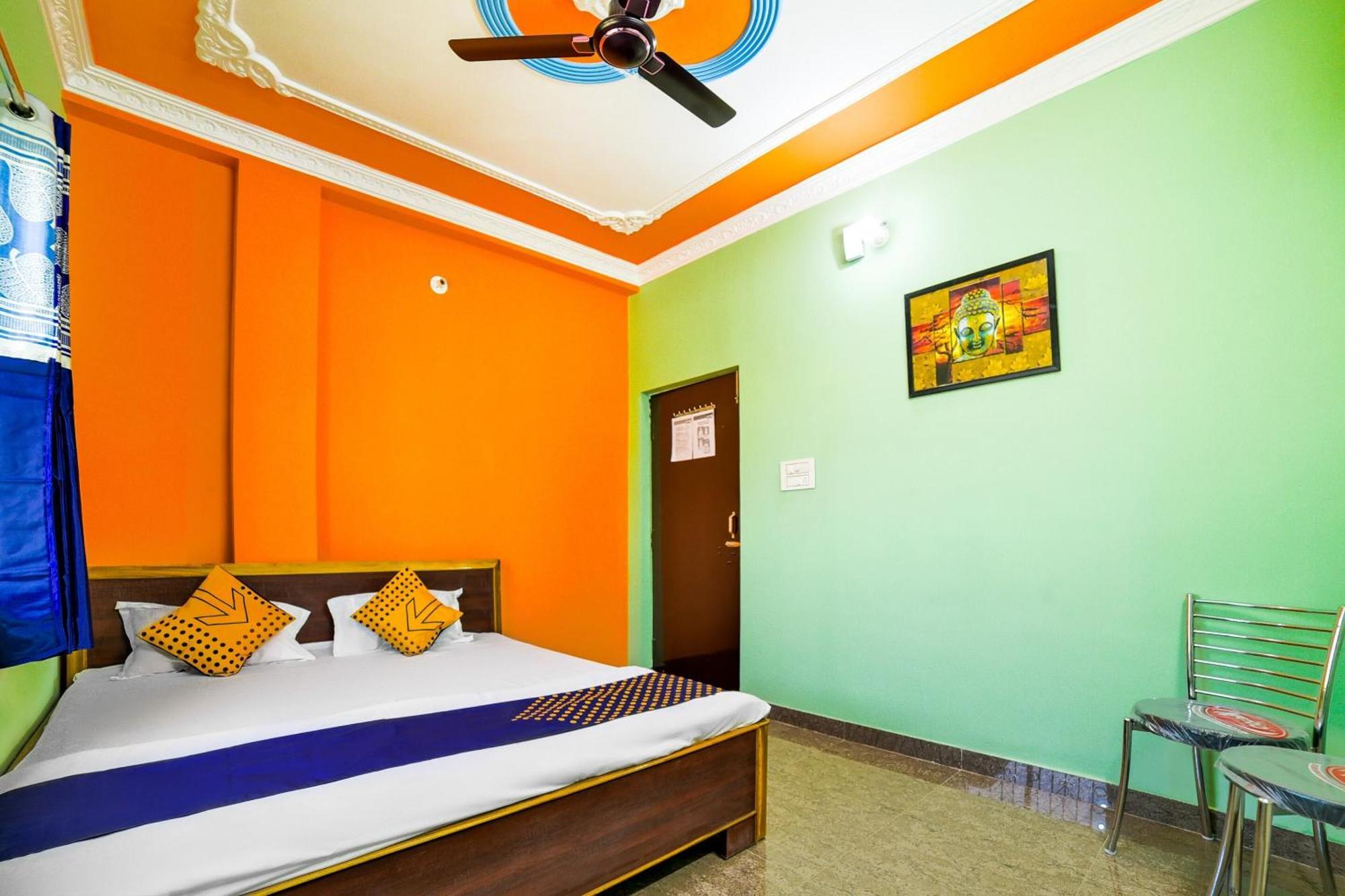 Spot On Devlok Guest House Patna  Esterno foto