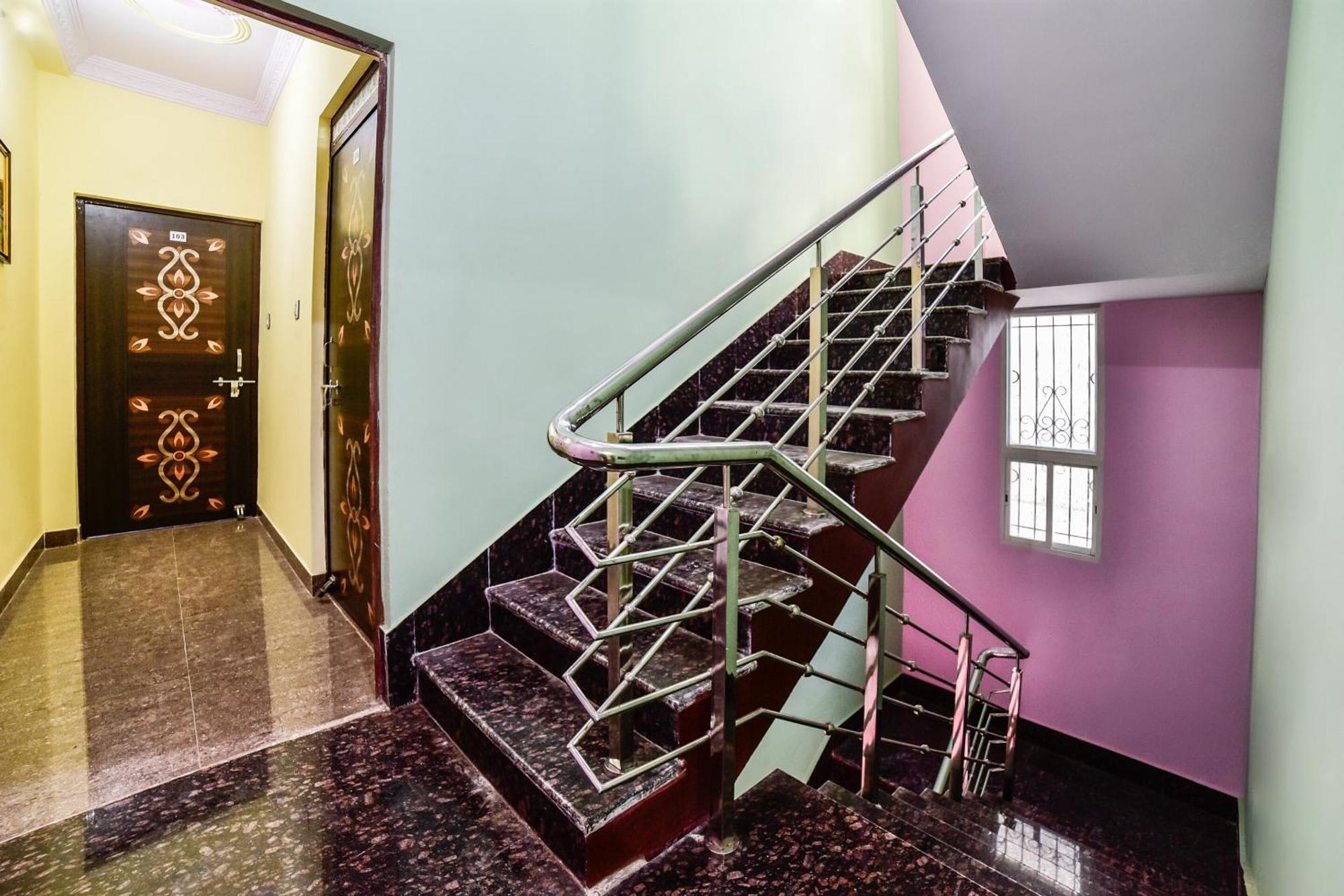 Spot On Devlok Guest House Patna  Esterno foto