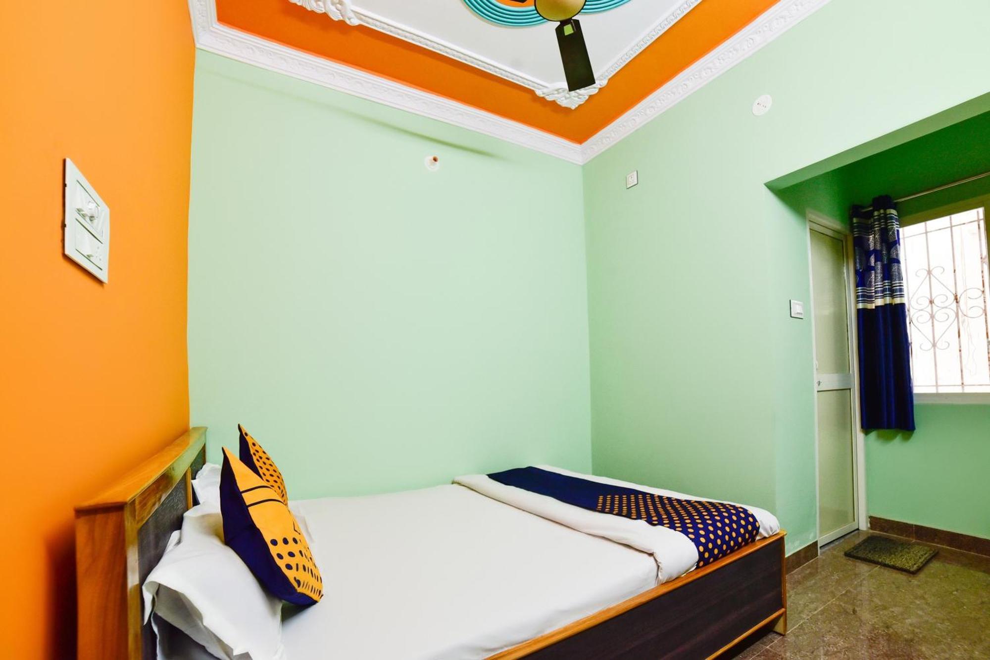 Spot On Devlok Guest House Patna  Esterno foto
